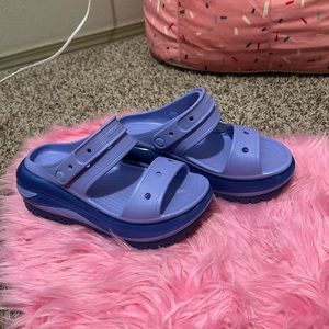 Platform crocs